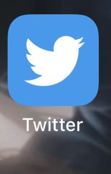 darks3n_'s tweet photo. Elon Musk died in my dream last night and we stole his house and bunker cuz it was the apocalypse.

Then I wake up and my bird app has updated and now it looks like a porn site. What a wild time to be alive https://t.co/hSYkCaAPQn