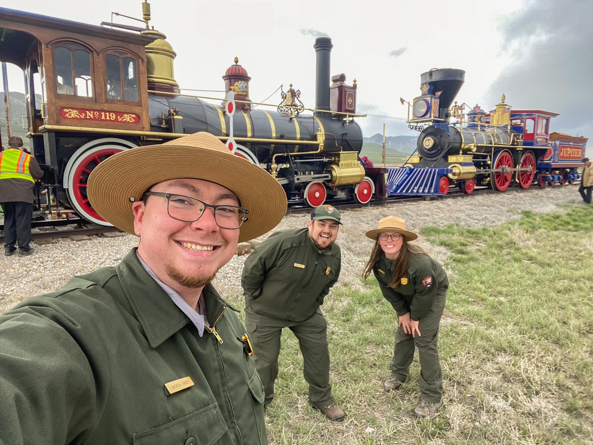 ShireyAndrew's tweet photo. Today is #WorldRangersDay   I’ve been blessed with one of the most amazing jobs in the world with some truly amazing people. https://t.co/gjeUUptZHn