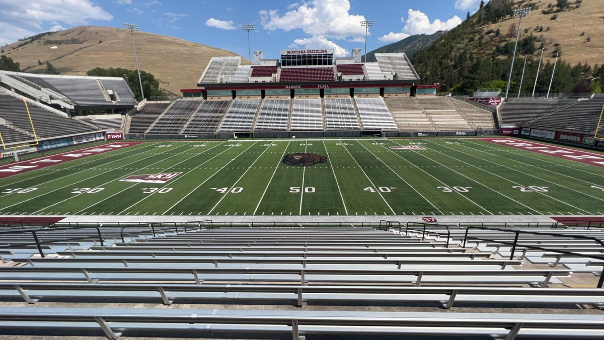 BrockThompson33's tweet photo. Had a blast at the Montana Griz camp @MontanaGrizFB @PrepRedzoneID @PNWSports_ @prepsrecruit @Coach_Hauck https://t.co/21Xq19oJKA