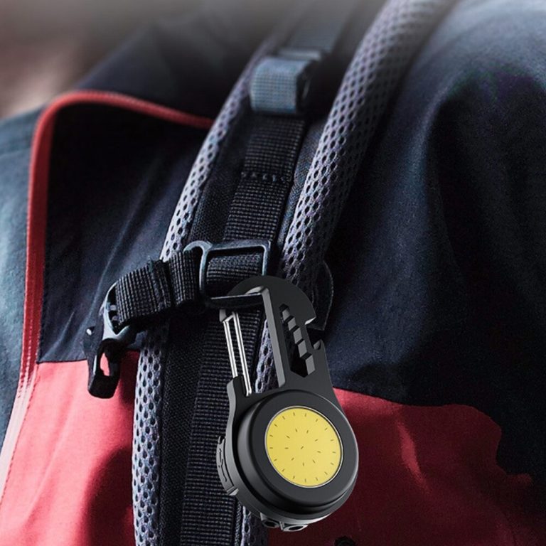 ExtremeOutdoorL's tweet photo. Looking for new survival gear? This Emergency Survival Keychain has many different functions such as a flashlight, wrench and more. Check out our website to get yours delivered directly to you!

https://t.co/2XIrGSR4cD

#survivalgear #survivalkeychain #flashlight #campinggear https://t.co/BQ96P6nUoa