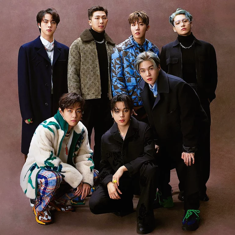 kchartsmaster's tweet photo. Most Searched Boygroups on MelOn in July:

1. EXO 241,379
2. BTS 210,366
3. SEVENTEEN 197,473
4. ZEROBASEONE 165,379
5. BIGBANG 158,145
6. TXT 129,517
7. SHINee 110,010
8. BTOB 109,366
9. NCT DREAM 107,011
10. Stray Kids 103,758 https://t.co/MG0oiYpijk