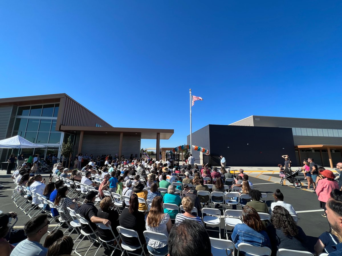 XLConstruction's tweet photo. We are excited to announce the completion of Natomas Unified School District’s Heredia-Arriaga School! This incredible new 50,000 s.f. elementary school campus features a new administration building, multipurpose building and three classroom buildings. #BuildToImproveLives https://t.co/hiQ14CgcdG