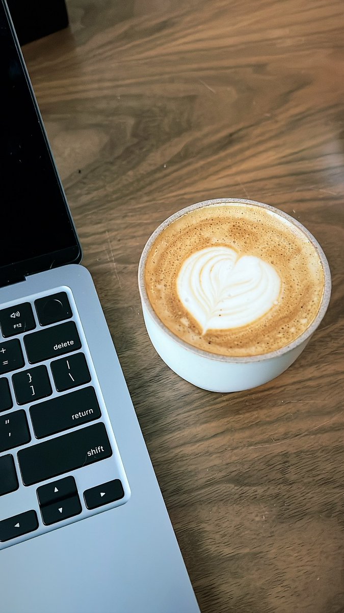 f_addahri's tweet photo. Studying definitely helping me catch up with my coffee/home barista routine and skills 😂😂😂

#ItsNotAllBad #WorkInProgress https://t.co/jbfpkq2GUf