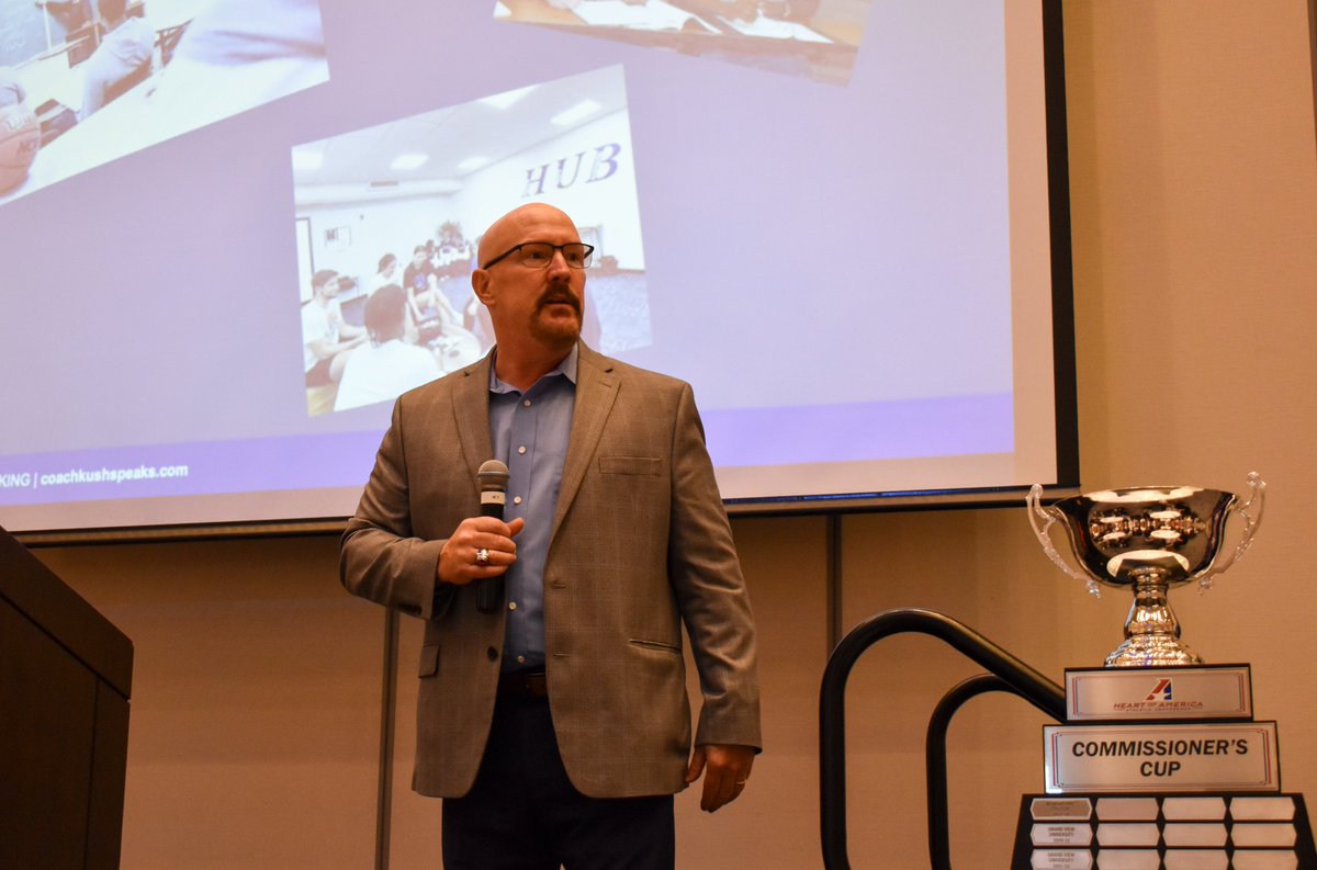 TheHeartConf's tweet photo. The annual 2023 Heart Summit was a terrific day for the conference!

The Heart handed out the @MuscoLighting Sportsmanship Team Awards and presenters from @WellnessUnivers spoke to the crowd of over 300 attendees!

Kevin Kush also gave a powerful speech and @Heart_HASA attended! https://t.co/m3Yul5Fgks