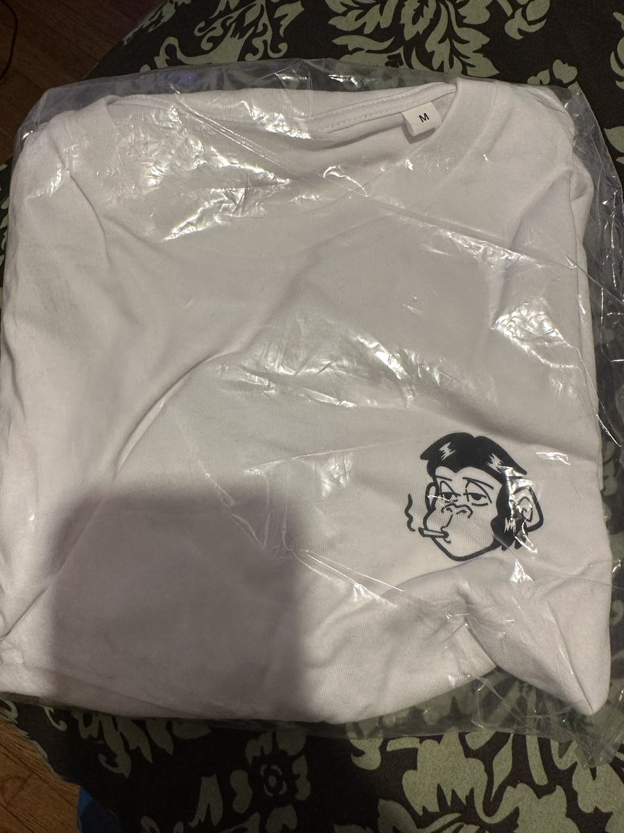 DiamondMarkiii's tweet photo. My package came in!
Thank you @StonedApeCrew https://t.co/r7cvkLHW9X