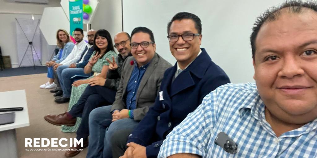 redecim's tweet photo. Los días 26 y 27 de julio participamos en La Red se mueve Michoacan de @RdeAsociaciones en conjunto de distintos aliados que buscamos fortalecer a las organizaciones de la sociedad civil
@DakshinaAC @psicologiaydc #Marsantoproducciones #LaRedSeMueve #redecim #impulsaelcambio https://t.co/0iHyiXb0p0