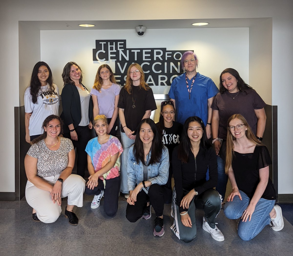 GoingViral88's tweet photo. Thank you @CarnegieSciCtr for letting us host the Tour Your Future event @PittCVR. We had a blast teaching the students about our research and the diverse paths that led us to a career in STEM. They were such an inquisitive bunch! We're looking forward to next year! https://t.co/EvDgJaHuEw