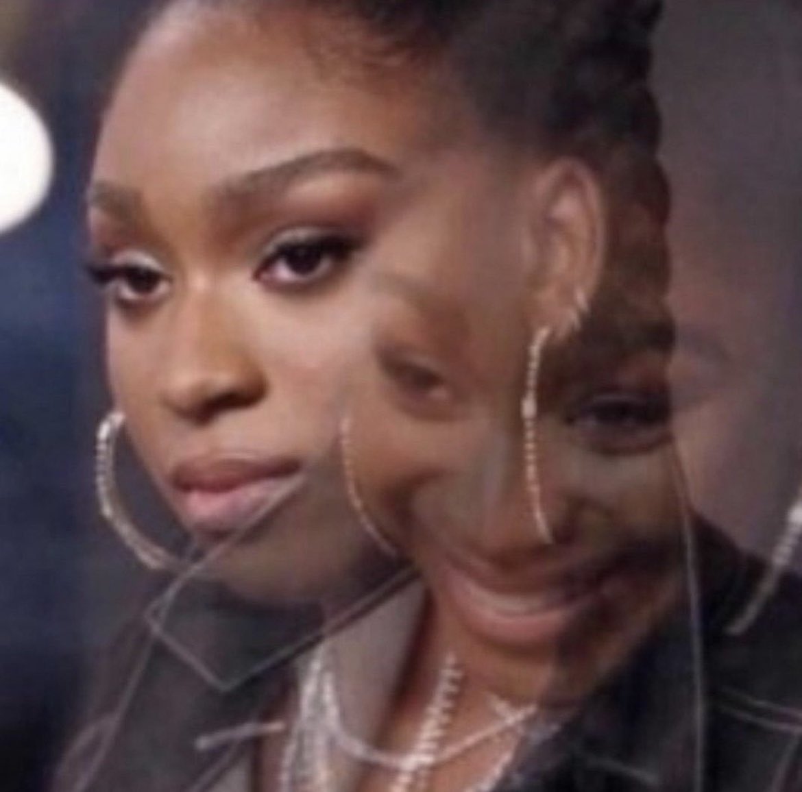 AmberLe09317409's tweet photo. ty is watching that 50k disappear from his eyes 😭 can’t even pretend to be happy #LoveIsland https://t.co/hbmX8B0MBo