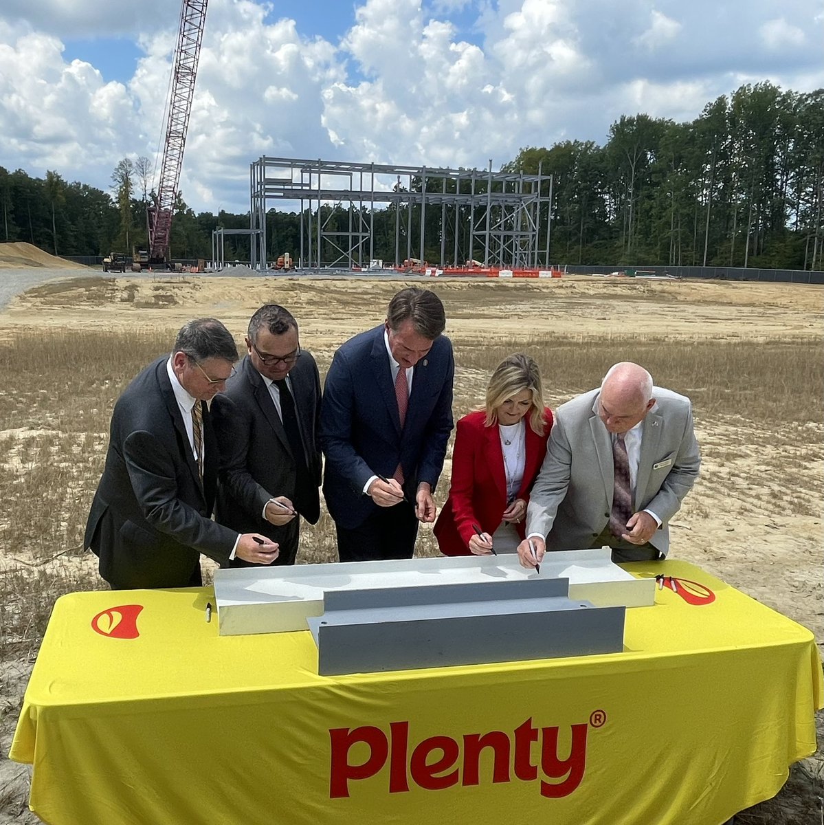 Charles Green tweet media