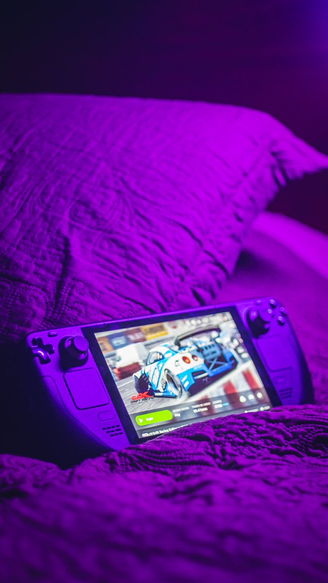 _drasen_'s tweet photo. 💜 @Steam @carx_technology 
#SteamDeck #gaming #Steam https://t.co/FiKJxJfo1H
