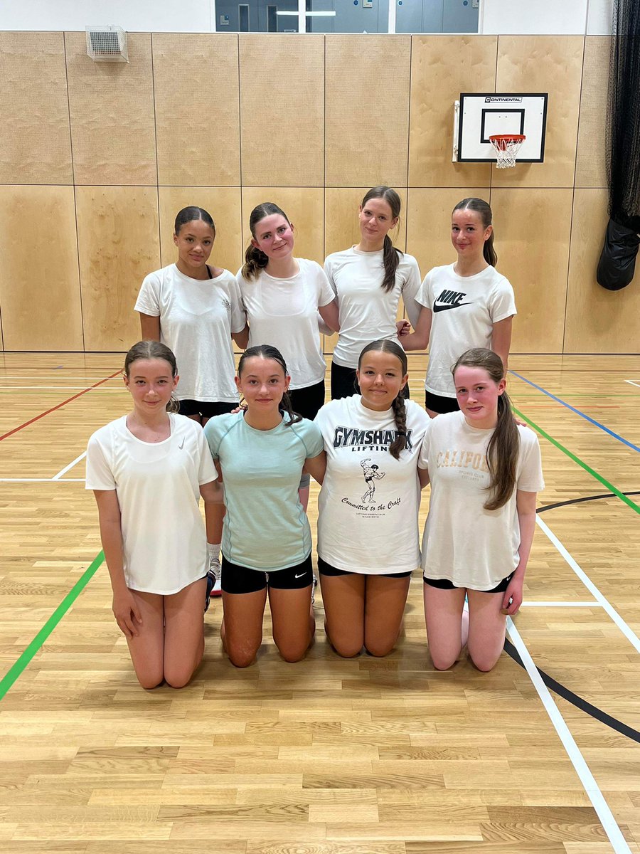 AngusNetball's tweet image. Thank you to Discovery for having some of our U15 girls along for a pre season friendly. Well done to Freya who was voted POM and Rachel who was voted CPOM 💜💪🏻@ActiveSchAngus @MonihighPE @LathallanSchool @NetballTayside
