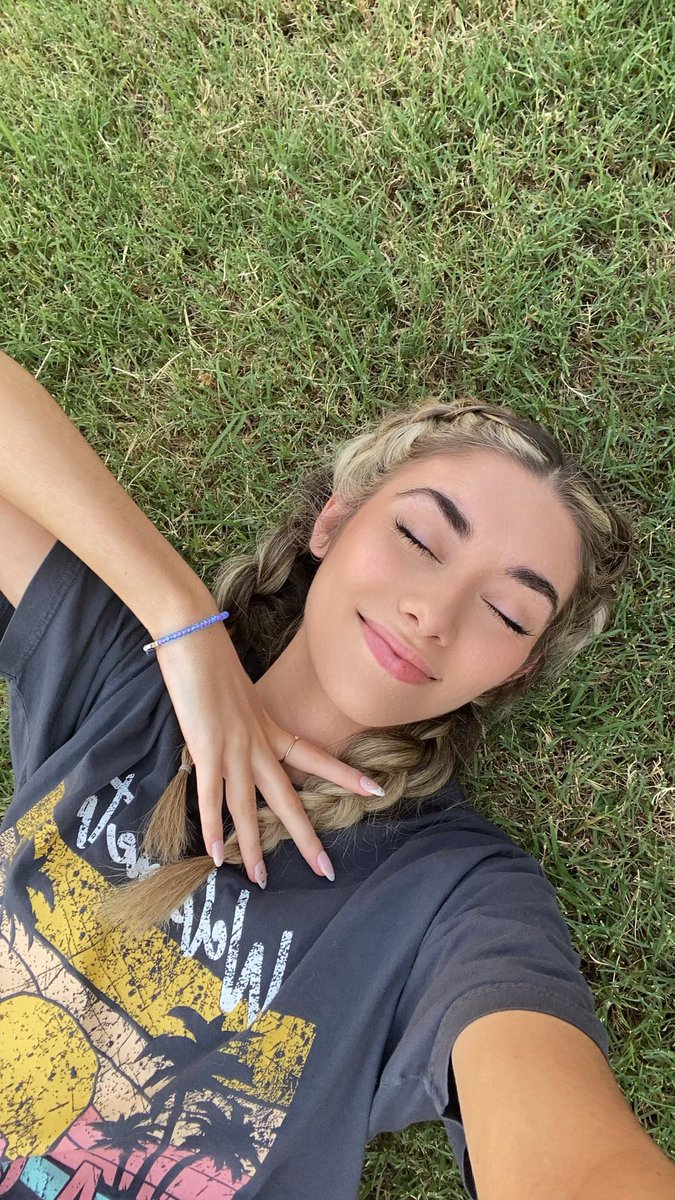 TO ALL GAMERS. Go outside 💚