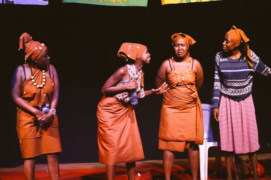peopletheatre1's tweet photo. We Say to you
We Have Obligation to ourselves,we have obligation to our communities,we have obligation to our Ancestors andwe have obligation to our future.
Our Art Must always be in communion with the people To always reflect our struggle,our people and our collective solutions https://t.co/8AEQrS5C9Q