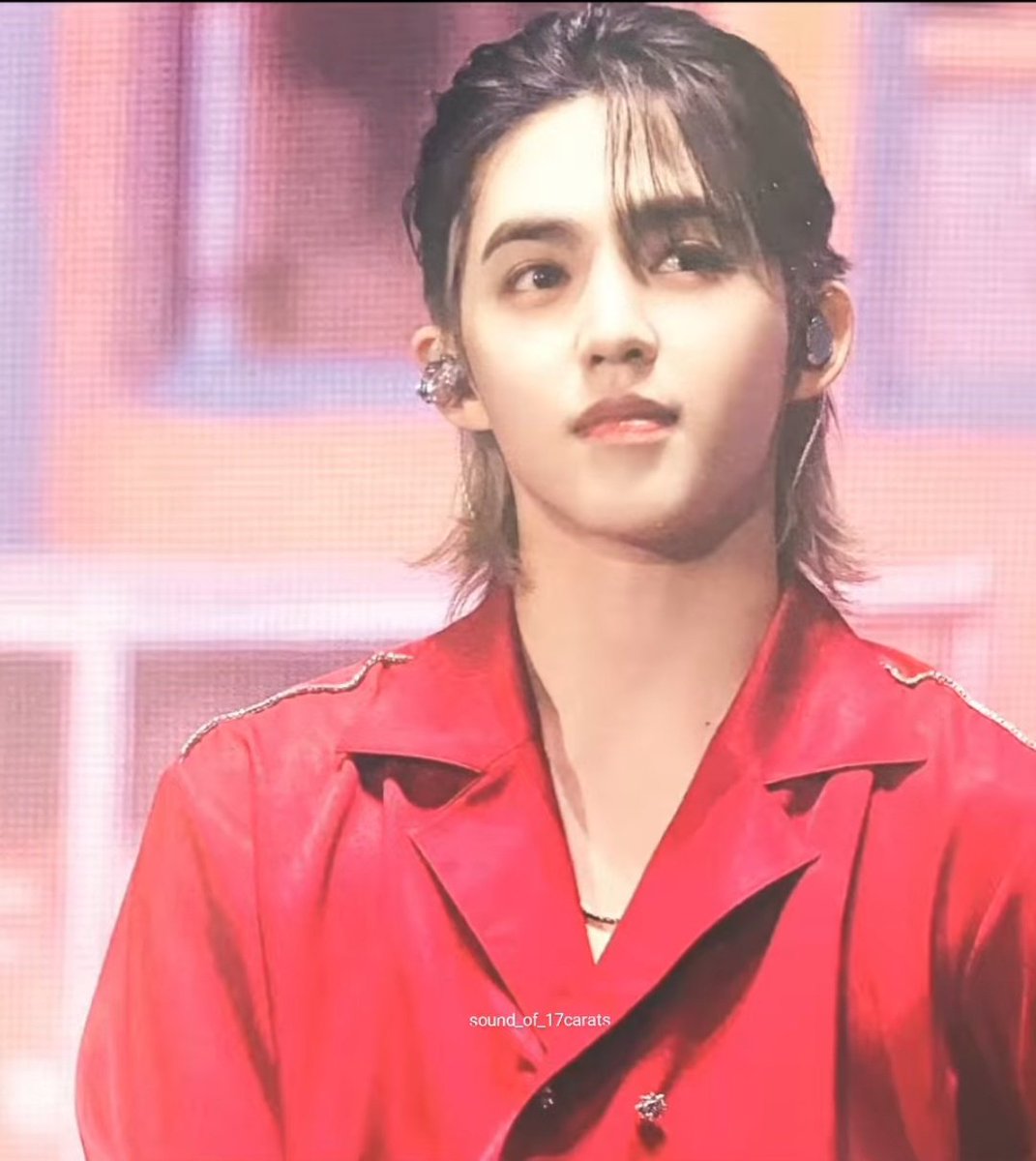 Vivi_fa02's tweet photo. I really like this seungcheol's hairstyle *v* 
I wanna try this hairstyle
And see scoups with this hair again *-*
@pledis_17 
#SEVENTEEN 
#SCOUPS 
#seungcheol https://t.co/Ya7aAZHysH