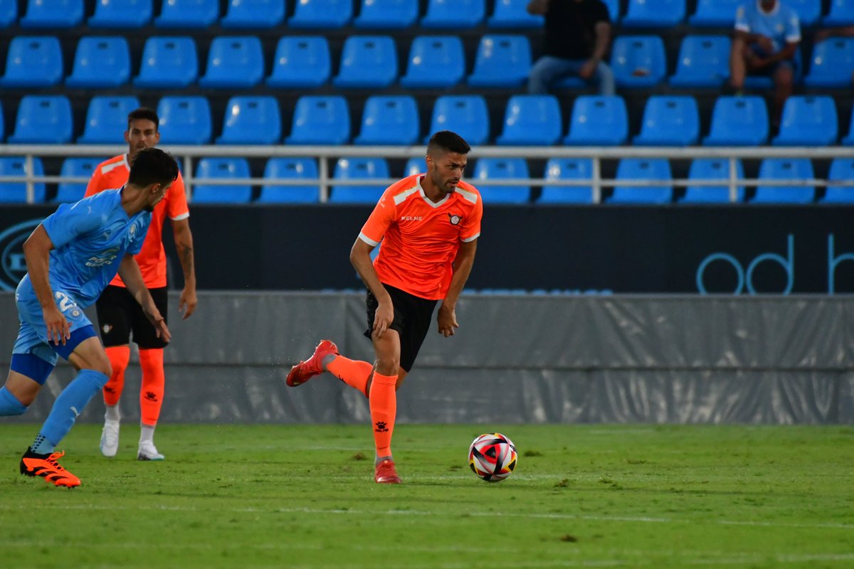samuelalexp's tweet photo. Cogiendo sensaciones 💪🏼✅
#Pretemporada @SE_Pindependent https://t.co/teBG8Fzh9t