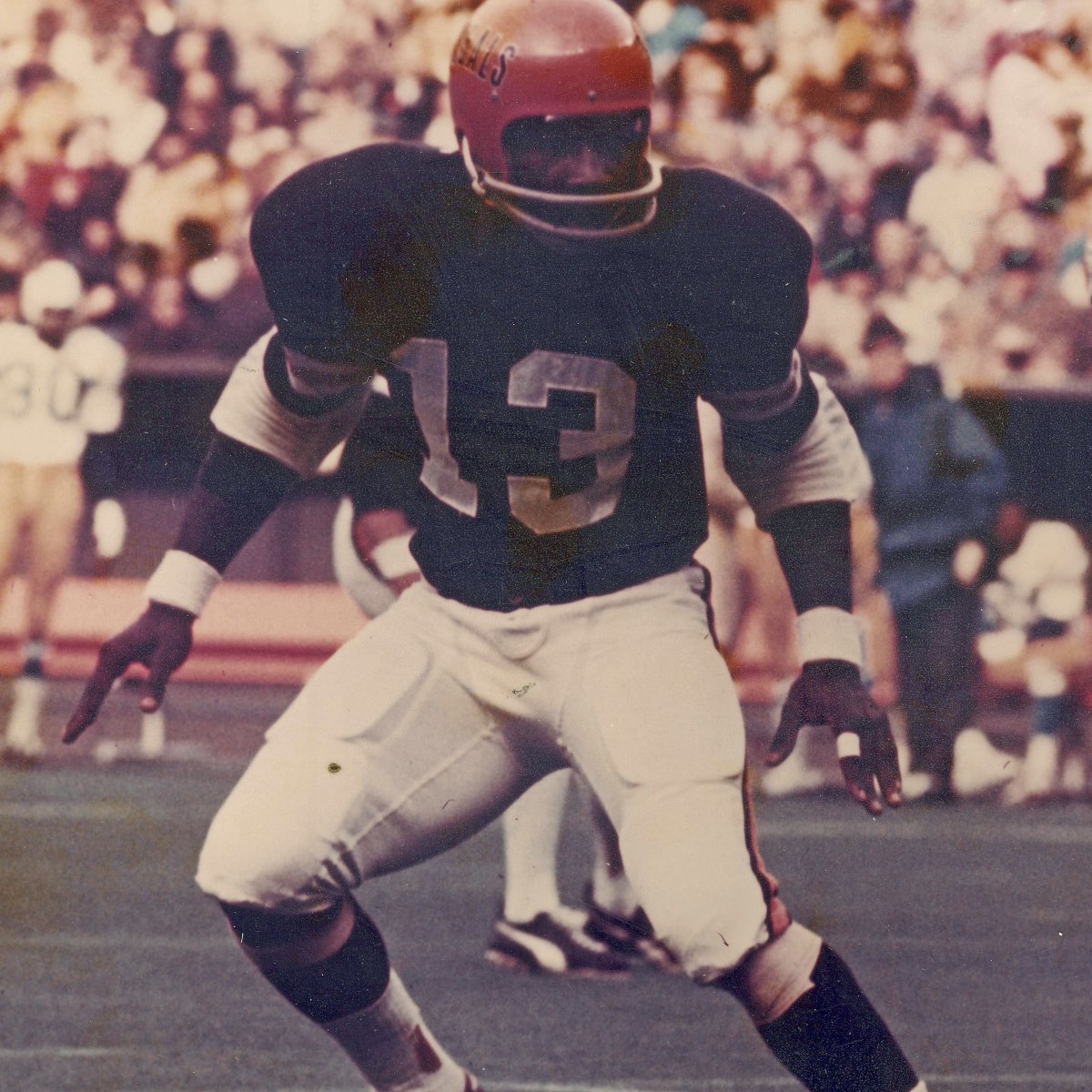 Ken Riley was not one to ever try to call attention to himself. But through years of toil, sweat and excelling on the football field, the @Bengals great is firmly in the spotlight this week. Full Story: profootballhof.me/KenRiley