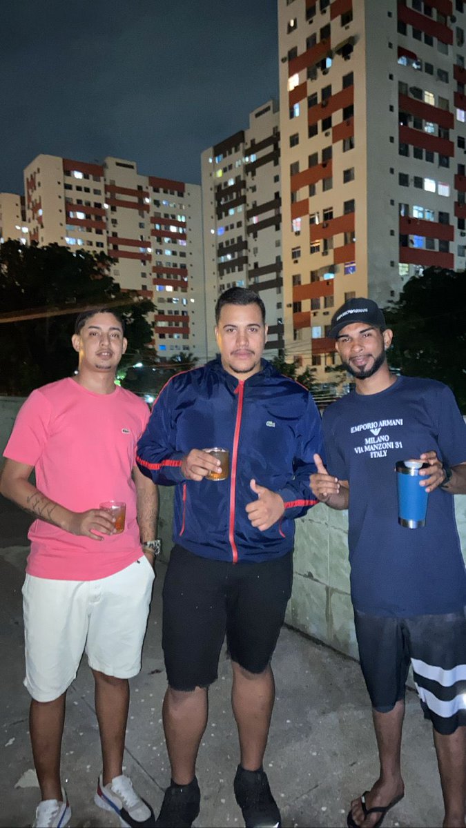 Nissao33's tweet photo. Família 💪❤ https://t.co/mEb6JpuJHQ