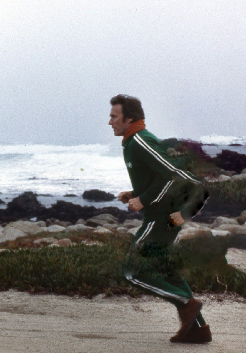 UnrealTheClint's tweet photo. Jogging around Pebble Beach 1978 https://t.co/4gc6HlPPzD