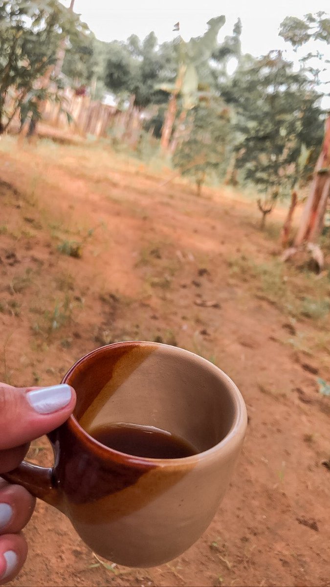 aurytha10's tweet photo. Esto siempre será un gran placer ☕️ 🍃🍂🌴 https://t.co/o1W6TVUn8h
