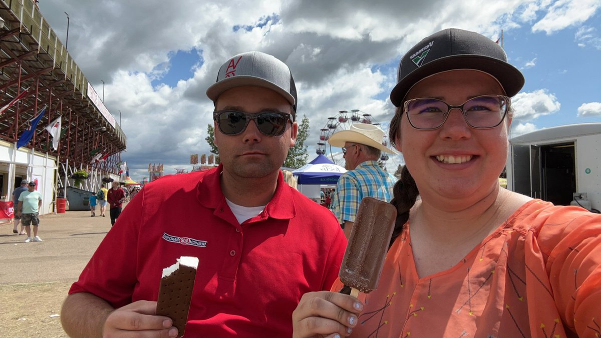 Kaylie Krys tweet media