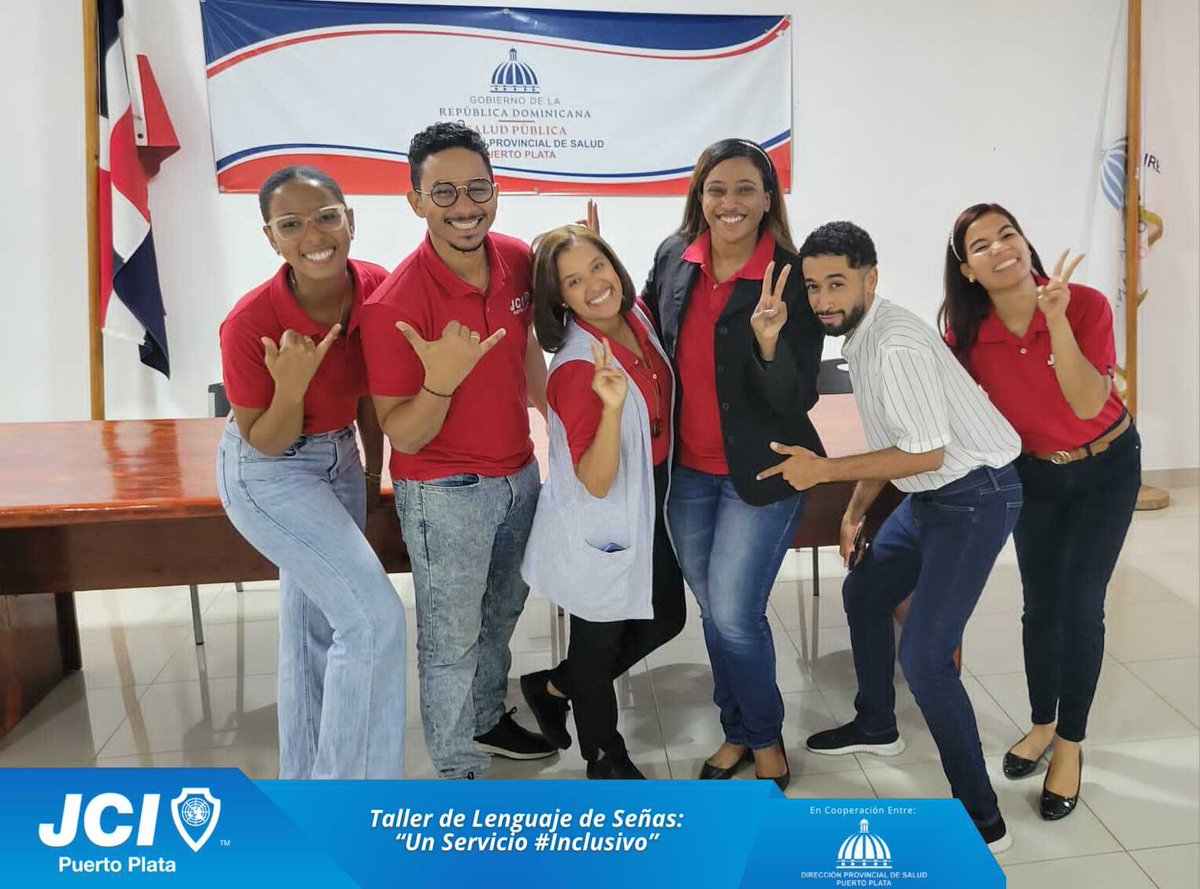 JCIPOP's tweet image. JCI Puerto Plata y la Dirección Provincial de Salud Pública, realizan con éxito el primer Taller de Lenguaje de Señas un #ServicioInclusivo para el sector Hospitalario y Gubernamental.-

Este programa promete lograr  mejores prácticas sociales inclusivas en los centros de salud.