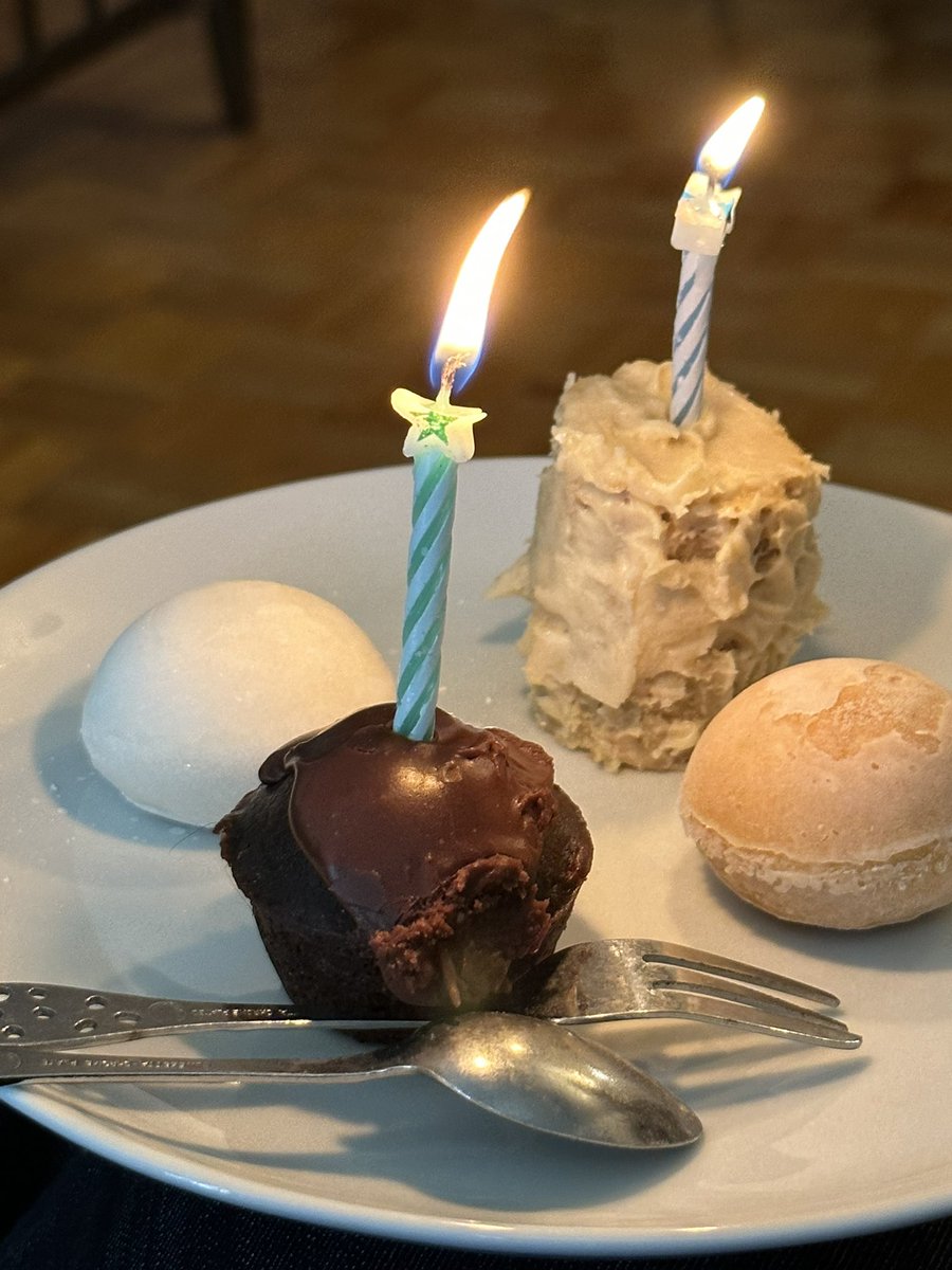 Birthday cakes and mochi!