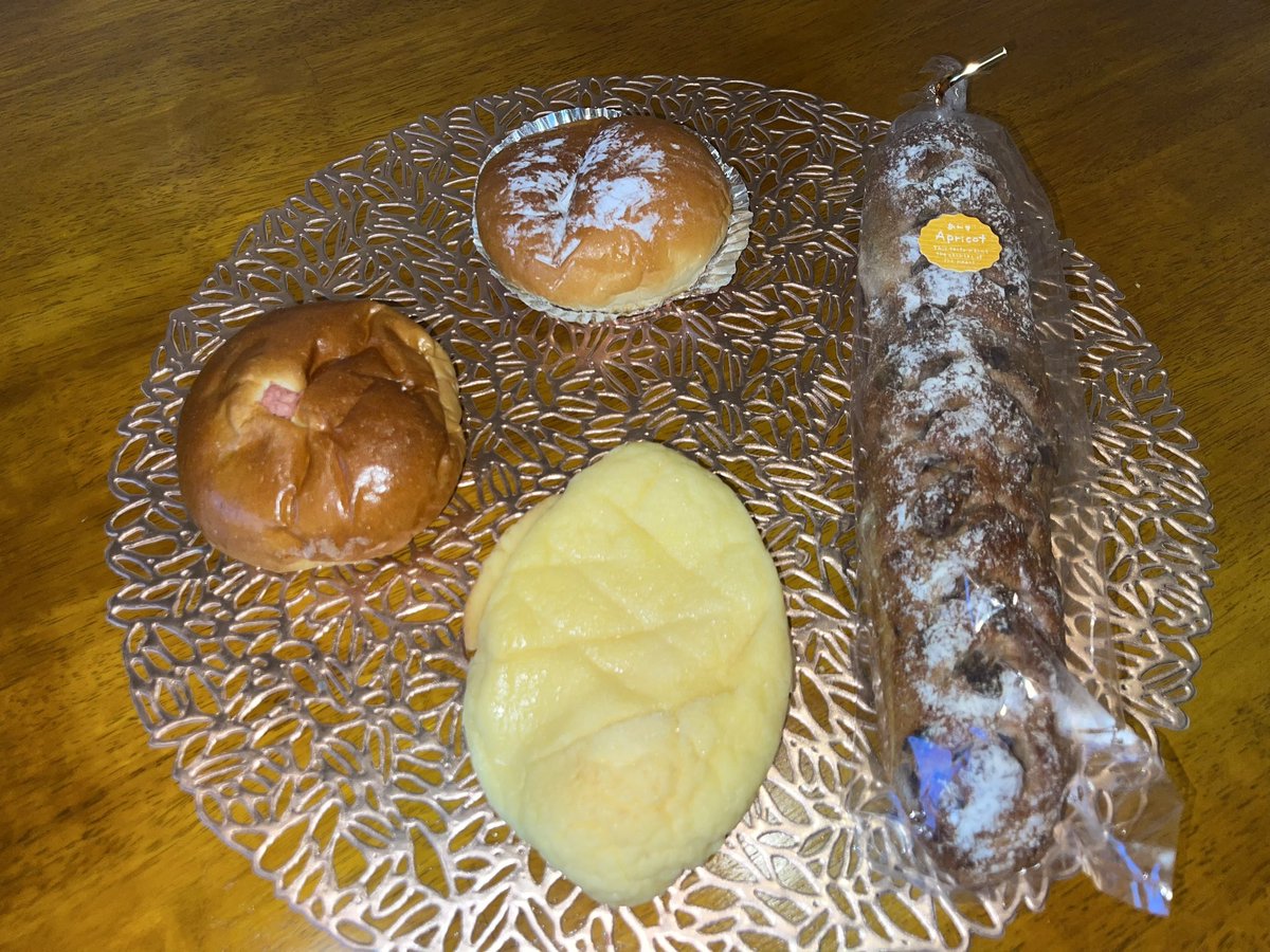 VOXY8822's tweet photo. 『Bread Farm』
ブレッドファーム
2023.07.30訪問
現金会計のみ
店舗前P有
#BreadFarm
#ブレッドファーム
#神奈川県三浦市
#高円坊
#畑の中のパン屋さん
#所狭しと並べられた創作パン https://t.co/vfBJL97XtV