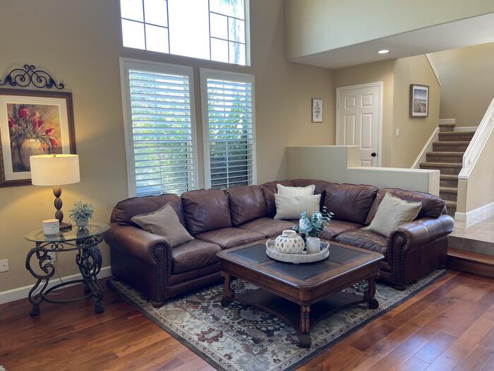 LCHomesSD's tweet photo. #AvailableNow #ForLease #ForRent
6905 Avocet Ct.,
#Carlsbad, CA
#Furnished, 2-story, 3 bed/2.5 bath w/loft, 2,197 s.f. #ENDUNIT, #AirConditioning
No pets, no smoking.
Call 760-436-5111 to visit!
La Costa Sales & Rentals
Lic. #01502169
More Here 👉🏼: https://t.co/pVnFsKTEBI https://t.co/GsePBCES2f