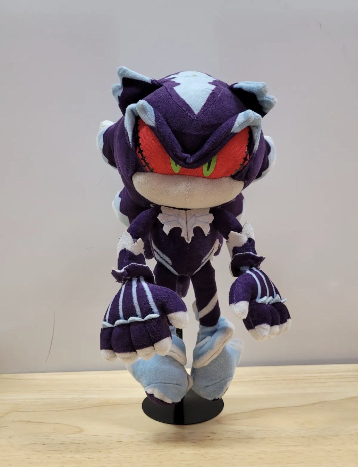 Sonic The Hedgehog - Big Shadow The Hedgehog Plush – Great Eastern  Entertainment