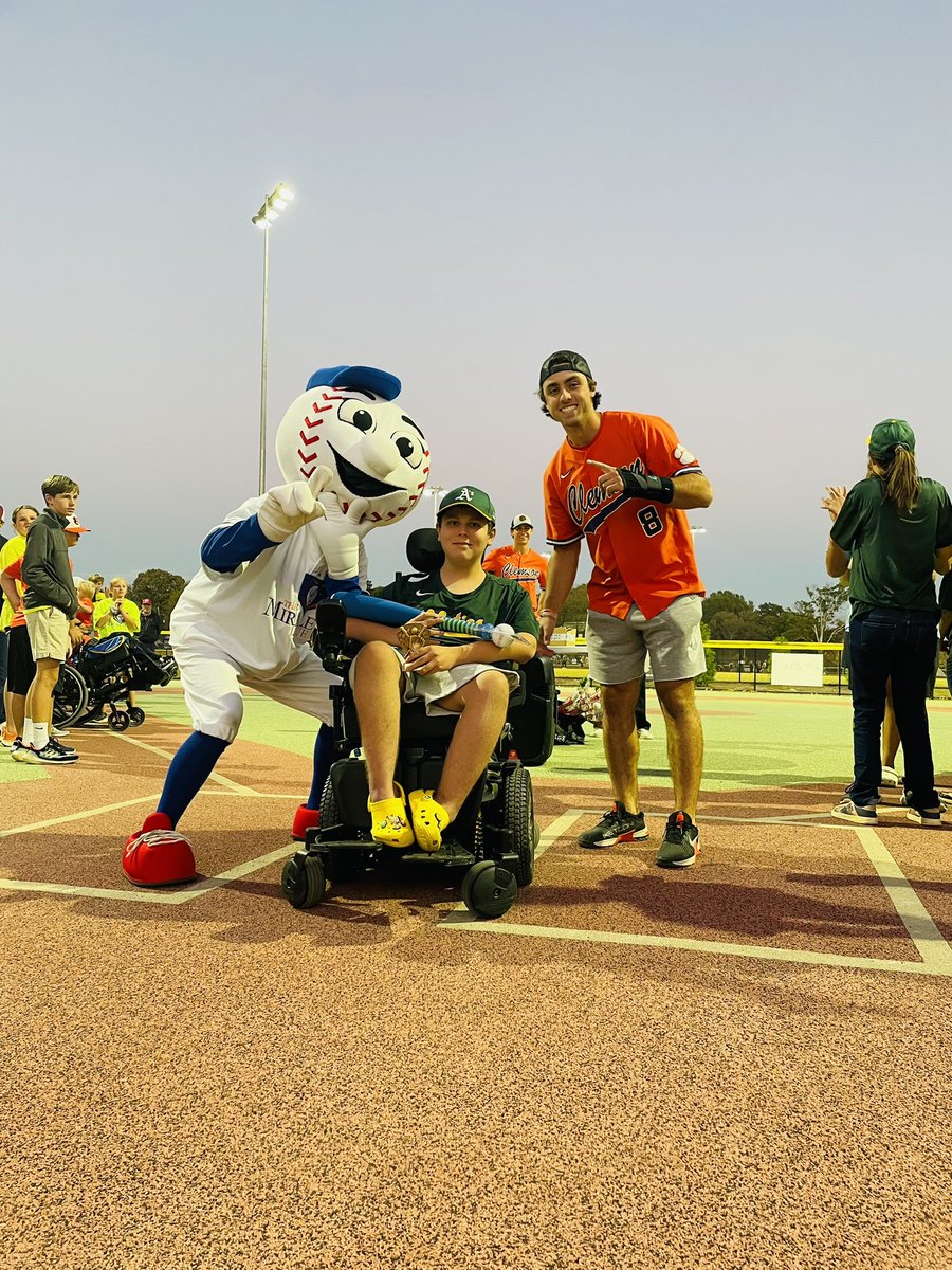 Blake Wright (@blakewr86324186) on Twitter photo The Miracle League creates positive life experiences for individuals with special needs and rewarding volunteer experiences through baseball. I was very fortunate to work with this organization through <a href="/tigerimpactnil/">TigerImpact</a> The Miracle League creates positive life experiences for individuals with special needs and rewarding volunteer experiences through baseball. I was very fortunate to work with this organization through <a href="/tigerimpactnil/">TigerImpact</a>