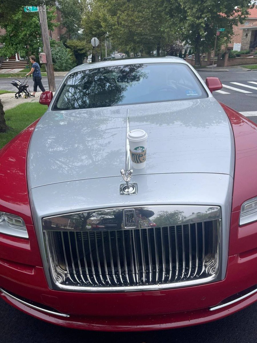 TasteLuxuryAuto's tweet photo. 💄🌟 Keep your eyes on the prize, ambitious ladies! As each hour unfolds this Monday, envision the luxurious life you desire. Let your determination be the key that unlocks a world of elegance and success! 💫💋 #LuxuryLife #MondayMotivation #DreamBig https://t.co/buSJmrAmbQ