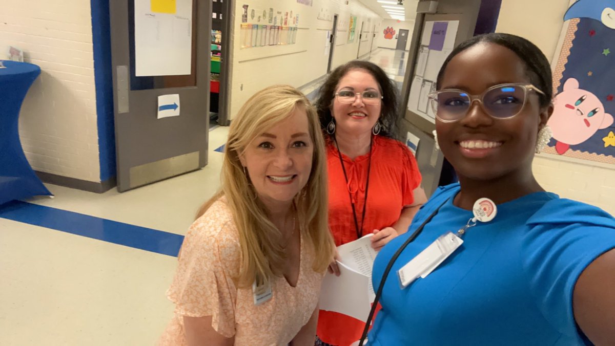 ArtiaShorter's tweet photo. It’s always great to see our Wildcats! We had a successful Meet &amp; Greet! It’s a walk in the park when you work with educators that passionately care about our students. Blessed! #LearningNeverStops! #GrowthNeverEnds #ContinuouslyGrowing @WestsideHCBE @HoustonCountySD https://t.co/TaI44jWqlR