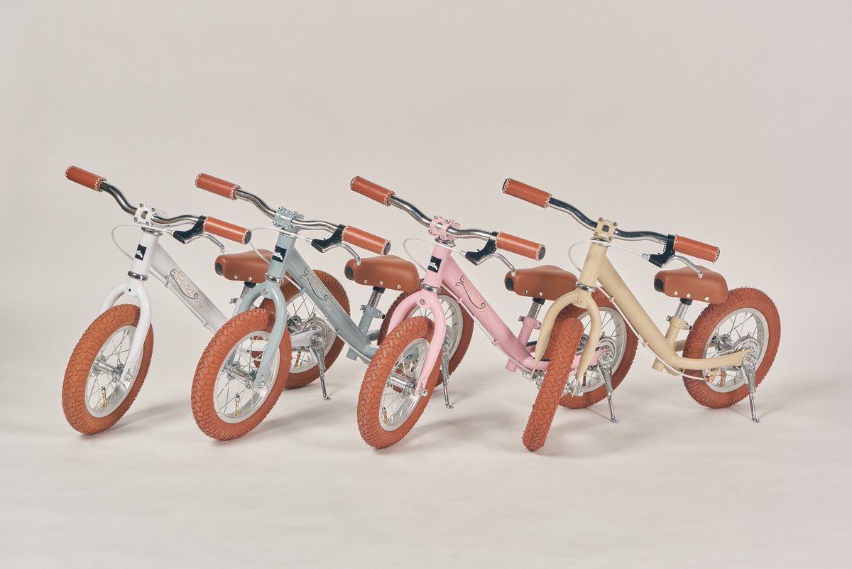 cycleolympic's tweet image. 本日より一部店舗
順次取扱いスタート！

SPARKY / SPARKY ecru

お子様の自転車デビューにも
公園レジャーにもオススメな
キッズバイクです！

名入れサービスもできます✨
プレゼントにもオススメ🎁

【取扱店舗】
・川崎鹿島田・港北ニュータウン
・綱島樽町・下丸子・武蔵浦和
#searchlight
