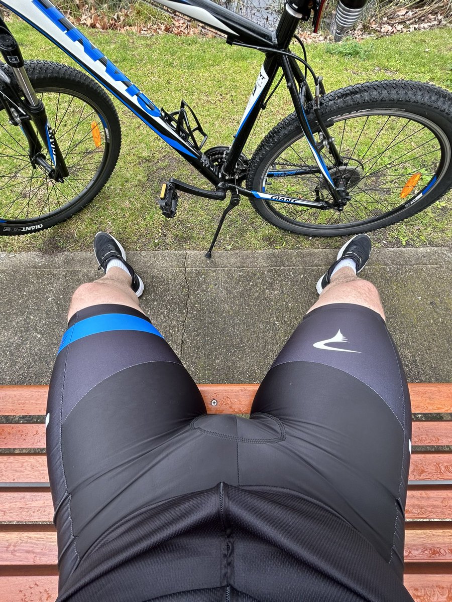 arakanly's tweet photo. #gayperth #lycrabulge https://t.co/KDxwFyQOg4