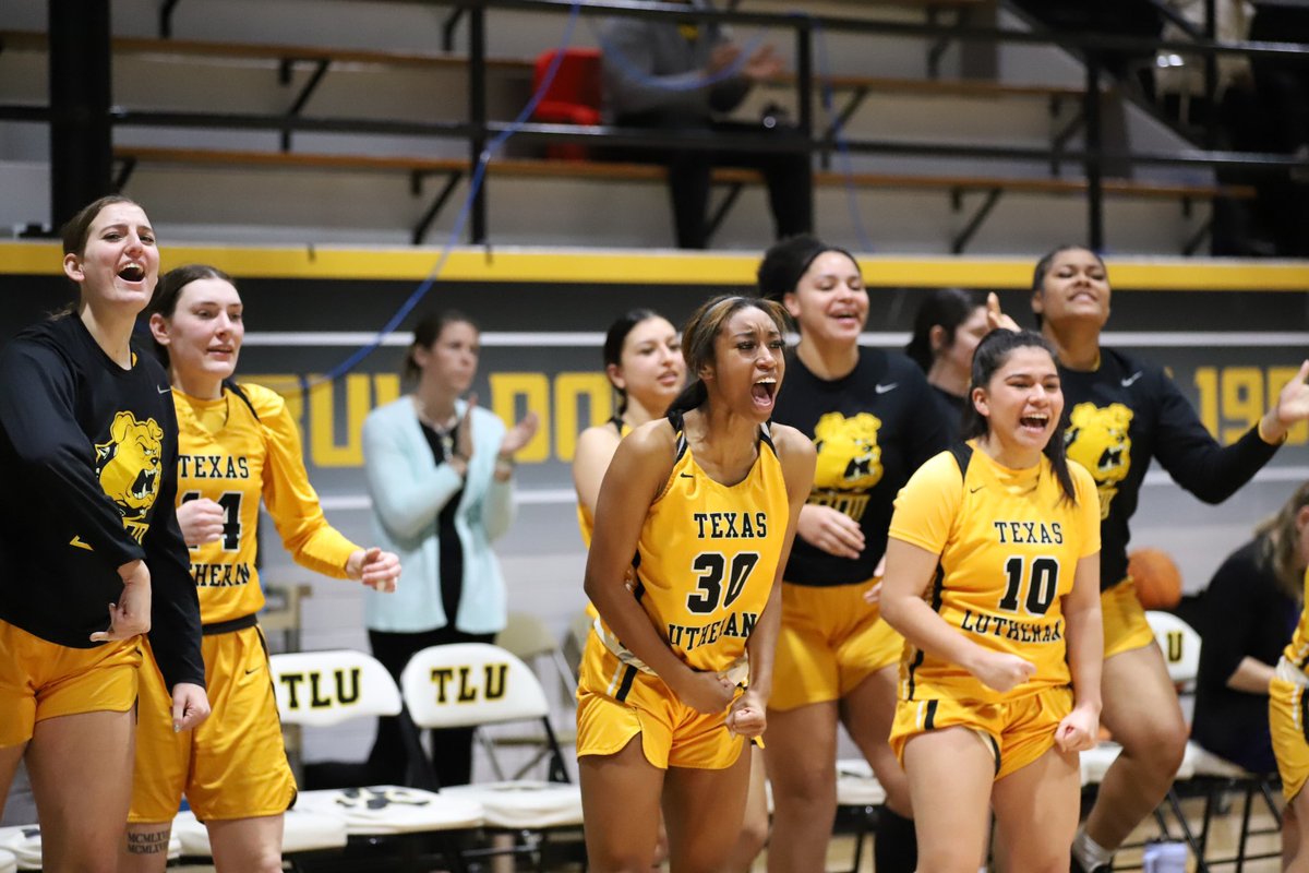 TLUwbb's tweet photo. The Hoop Tour returns in 💯 days 🎸 🍿 🤩

#TooLiveU | #PupsUp https://t.co/zpqctzcyvR