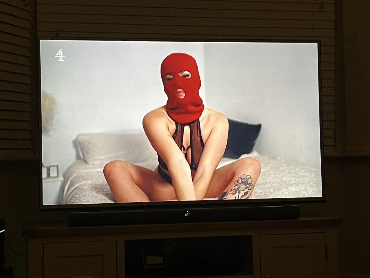 jhandford11's tweet photo. I thought I was watching #FoneJacker but apparently it was #Confessionsofacamgirl ! https://t.co/69aQhQdpmk