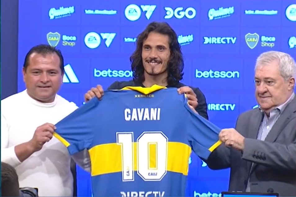 la12tuittera's tweet photo. BIENVENIDO EDINSON #CAVANI AL CLUB ATLETICO #BOCAJUNIORS! 

🏹🇺🇾🔟🩵💛🩵 https://t.co/JB0gzzuY03