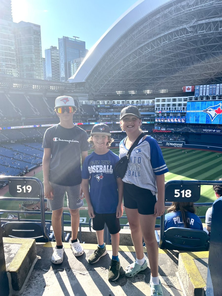 rebeccaurion's tweet photo. Ready for the game! #nextlevel https://t.co/6lkmQdQim7
