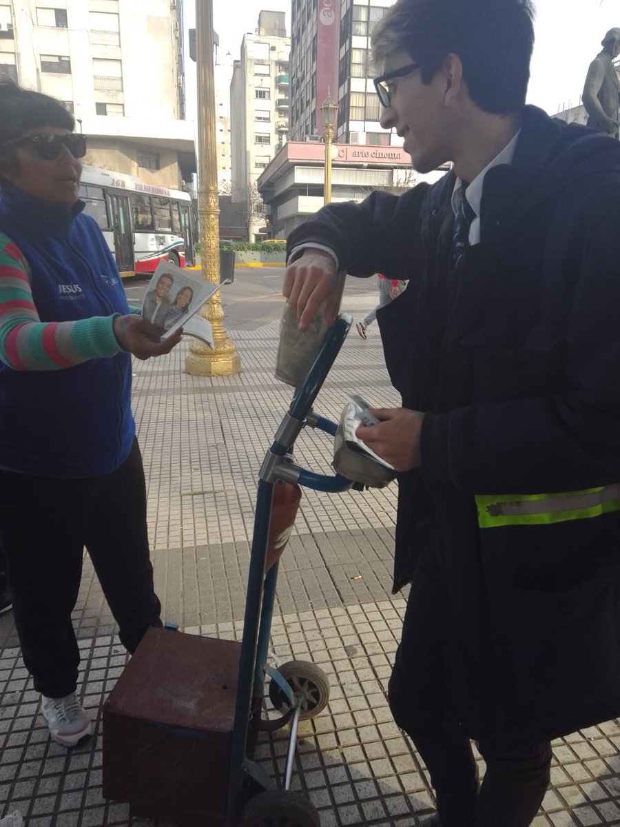 Libresdelsurfv's tweet photo. 🗣JESÚS EN TODOS LADOS🫂

 _Continuamos expandiendo las propuestas de jesús, seguimos informando sobre nuestro candidato a presidente, para que con los votos logremos el cambio que todos los argentinos queremos!

#Lista40A #JESUSPresidente #LIBRESDELSUR https://t.co/OcU77j6lUZ