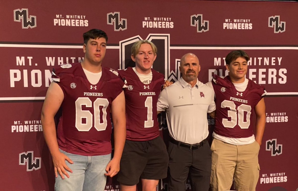 PAGMETER (@pagmeter) on Twitter photo Outstanding media day for the EAST YOSEMITE LEAGUE 🏈
I enjoyed emceeing the first class event!
Great job to all the AD’s and John Perez the Director of Athletics for VUSD.
Also thank you to <a href="/andrewmarden/">Andrew Marden</a> & <a href="/VTD_Sports/">VTD Sports</a>
Head coaches and their captains
El Diamante-Devin Ramos Outstanding media day for the EAST YOSEMITE LEAGUE 🏈
I enjoyed emceeing the first class event!
Great job to all the AD’s and John Perez the Director of Athletics for VUSD.
Also thank you to <a href="/andrewmarden/">Andrew Marden</a> & <a href="/VTD_Sports/">VTD Sports</a>
Head coaches and their captains
El Diamante-Devin Ramos
