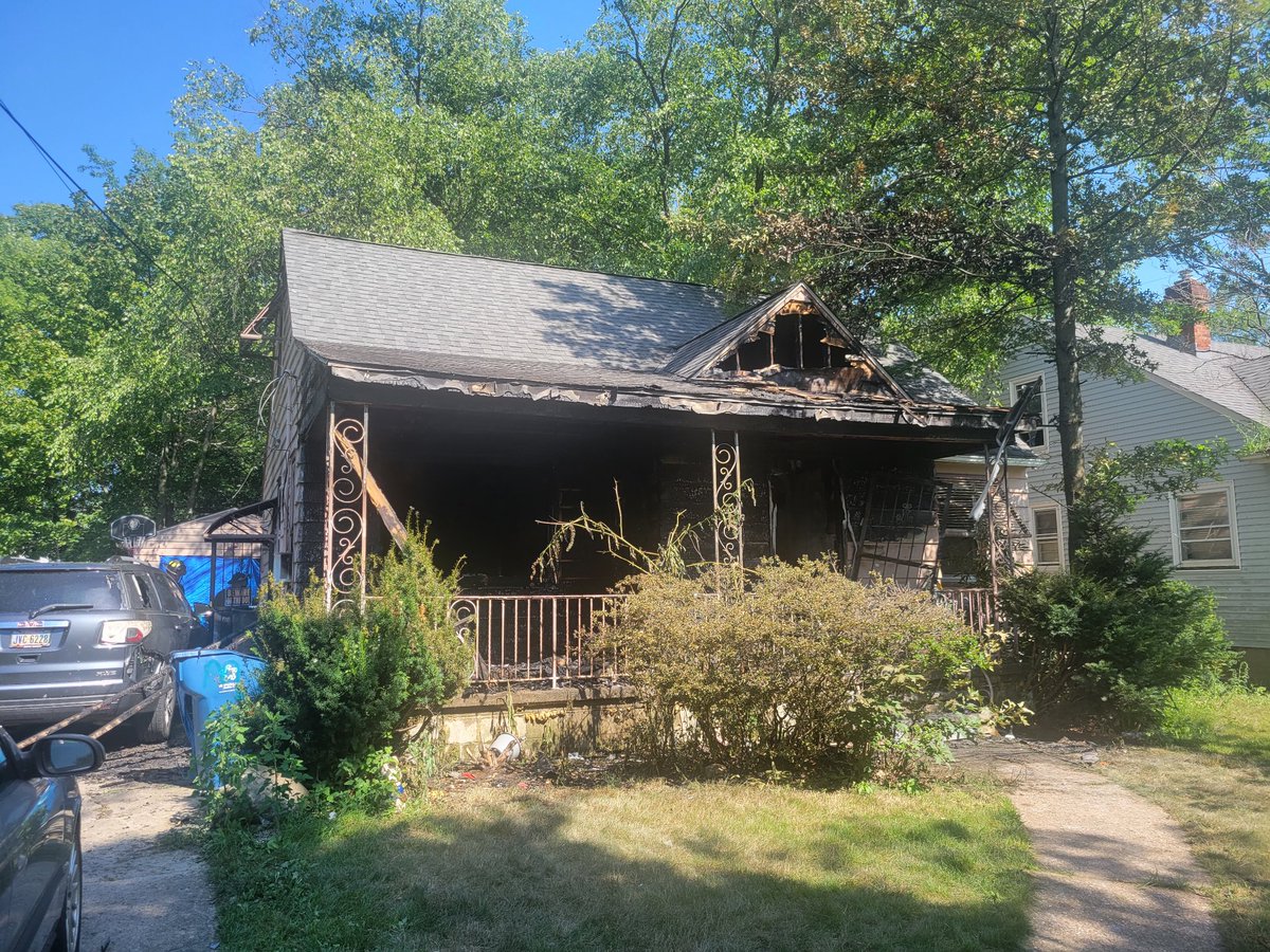 LFD responded to several structure fires this past weekend. A garage fire on W. 26th St and a house fire on Oakdale Ave.