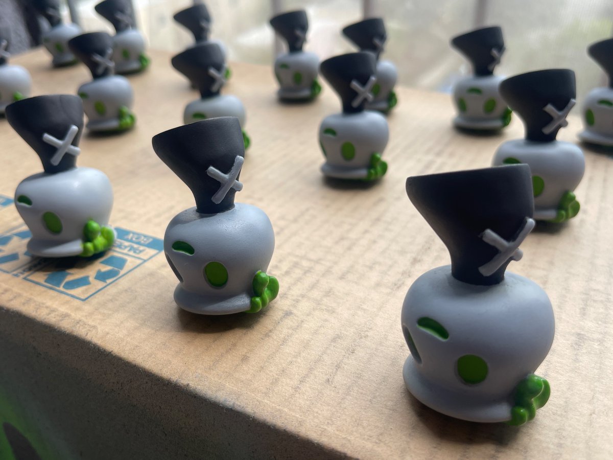 AJLoCascio's tweet photo. Spoops getting ready for their Haunts! #theSpoops https://t.co/s17iOGBMf2
