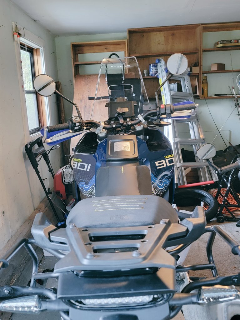 Ryle, back in work jail tweet media