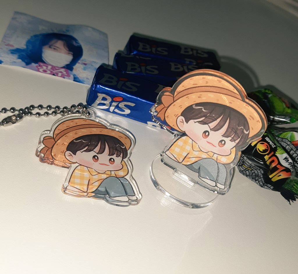 arsmisb's tweet photo. Feedback super positivo para @0201sell que preparou essa ceg que foi super tranquila do inicio ao fim! Muito obrigada, meus jaes chegaram muito bem ♡♡♡♡
#0201Feedback https://t.co/V60WdnHmn8