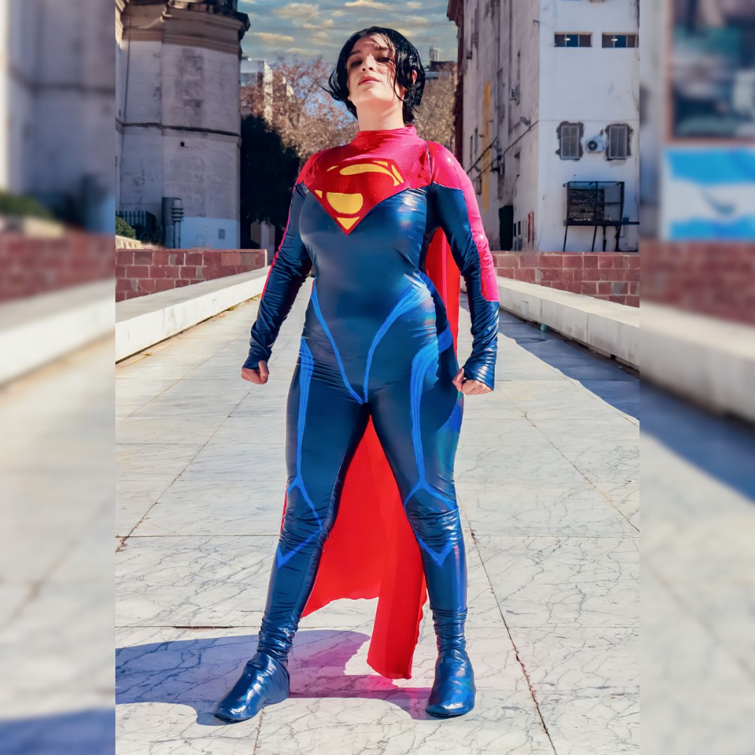melhalvarenga's tweet photo. La chica de acero. La última hija de Kripton. Kara Zor- El. Supergirl. 
Les dejo mi Cosplay de Sasha Calle en The Flash hecho completamente por mí. 
#supergirl #theflash #cosplay #sashacalle #dccomics https://t.co/72CrSxgjmO