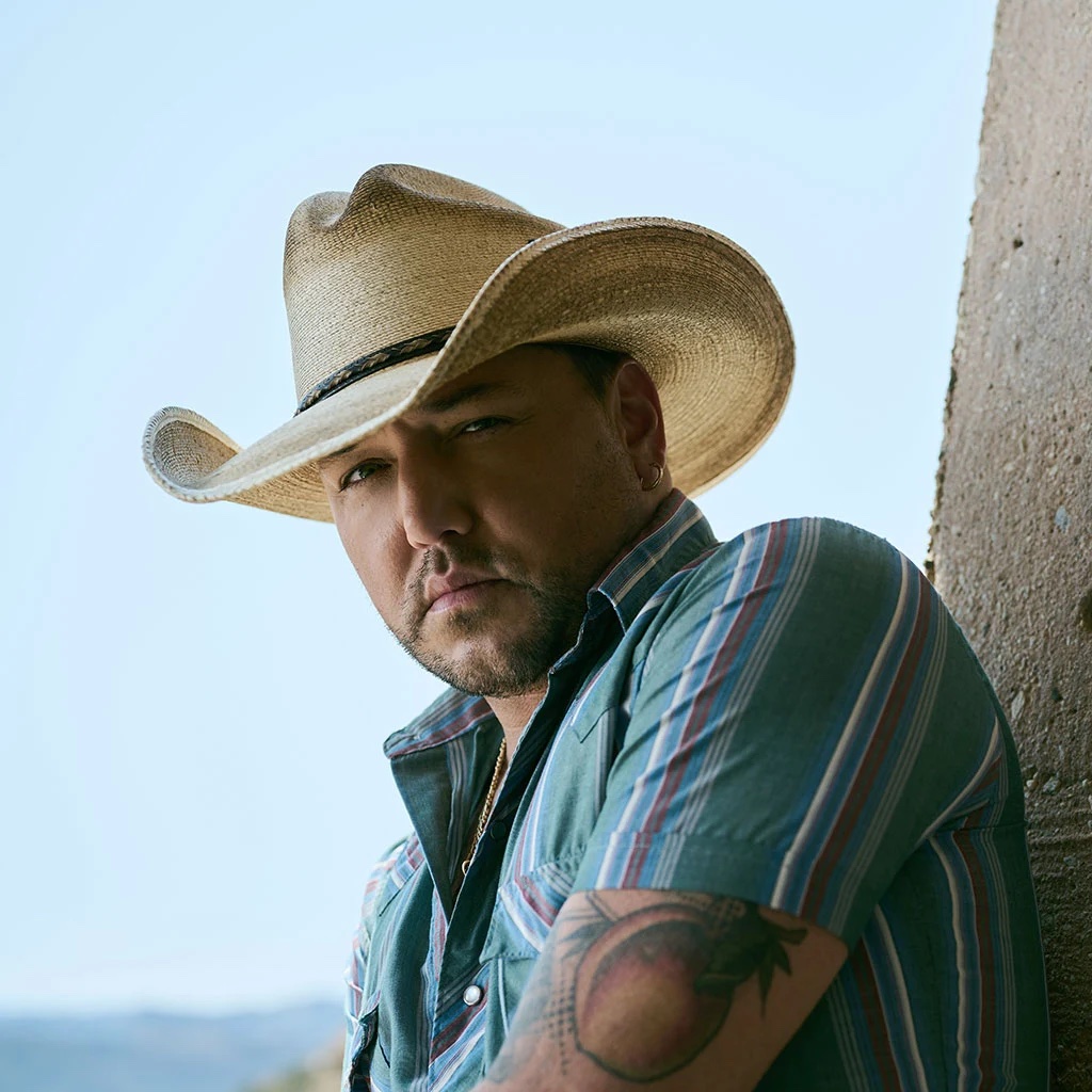 chartdata's tweet photo. Country songs occupy the entire top 3 spots on the Hot 100 for the first time in history:

#1 Try That In A Small Town
#2 Last Night
#3 Fast Car https://t.co/PptGGFiOUX