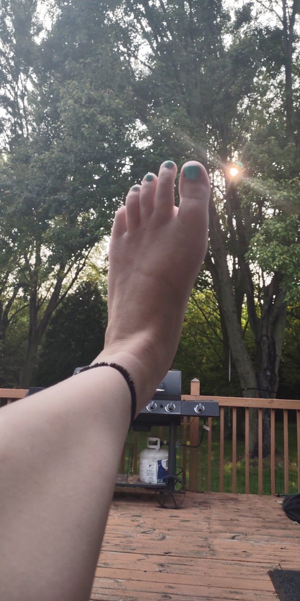 gothpeach23's tweet photo. Wanna see more?? DM me and let's chat😘😘 https://t.co/YrZFswBrX8