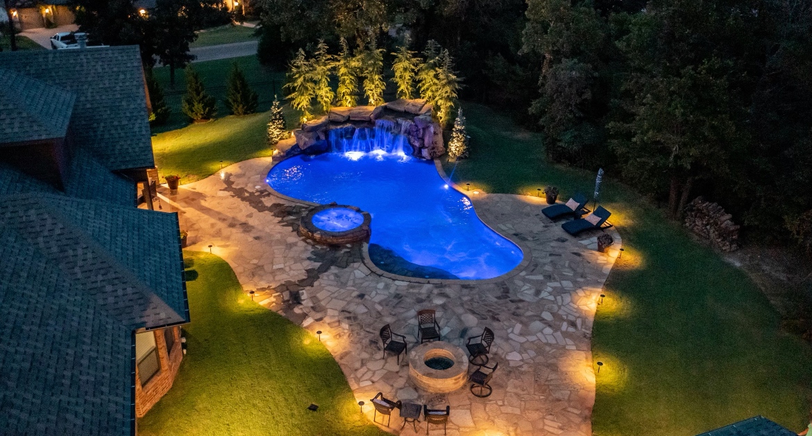 This Caviness project in Edmond is the perfect place to escape the heat for this sweet family - and we can create it for you as well!  Contact us to get started.
#swimmingpools #waterfalls #outdoorliving #familyfun #caviness