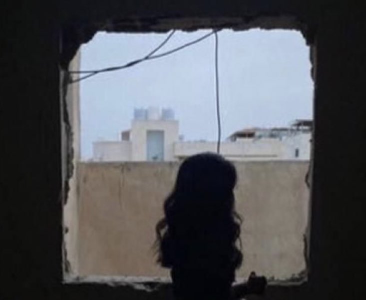 aljamal__'s tweet photo. وشلون يغريك الوصال وتحبّين
ويغرّك اللي بالقلوب استخفّوا !

واللي يدارون المشاعر ..قليلين
واللي يحشْمون المدامع توفّوا ! https://t.co/7zob4TBALA