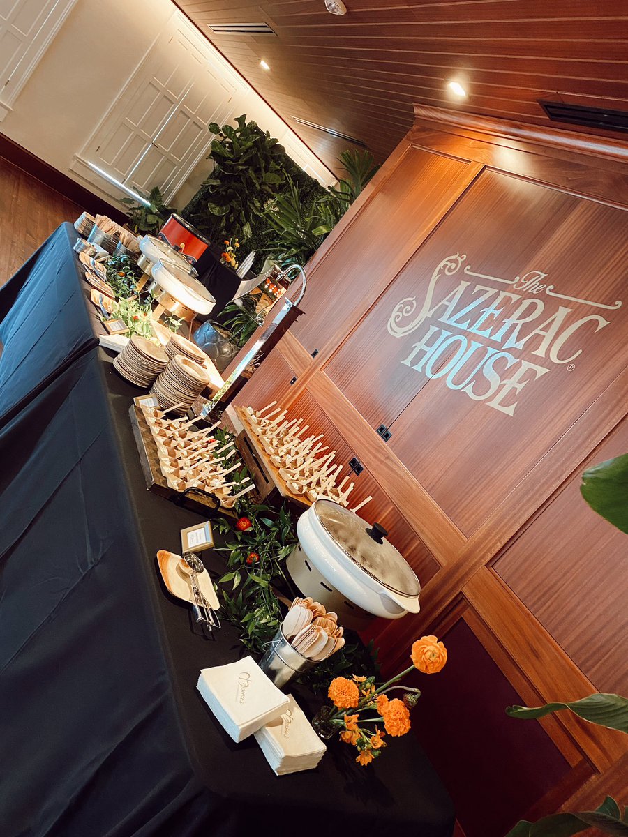 Messina's Catering tweet media